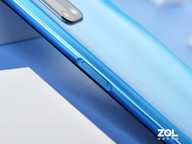 The battery life of this 5G mobile phone is "a bit" too long.