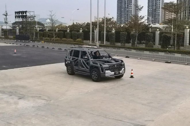 Self-research is the foundation of technology. Experience BYD's intelligent technology.